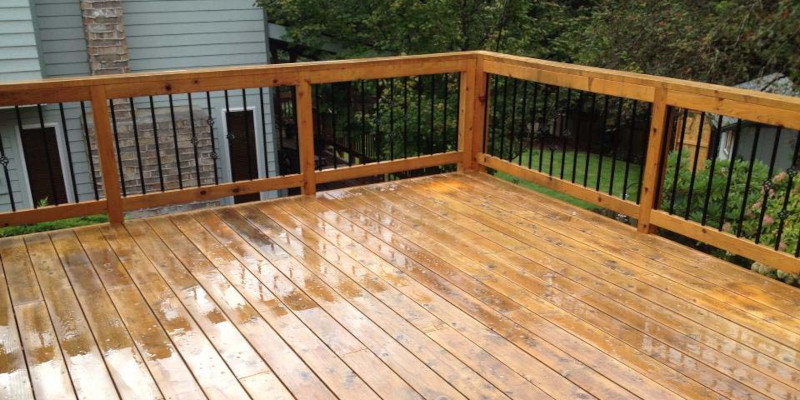 Deck Cleaning in Urbana, Illinois